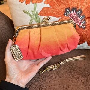 VINTAGE COACH KISSLOCK BAG 7553 GOLDEN PYTHON OPTIC SIGNATURE CANVAS LTD ED NWOT